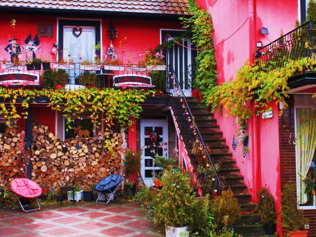 Tilly'S B&B And Apartment House Ле-Овальд Экстерьер фото